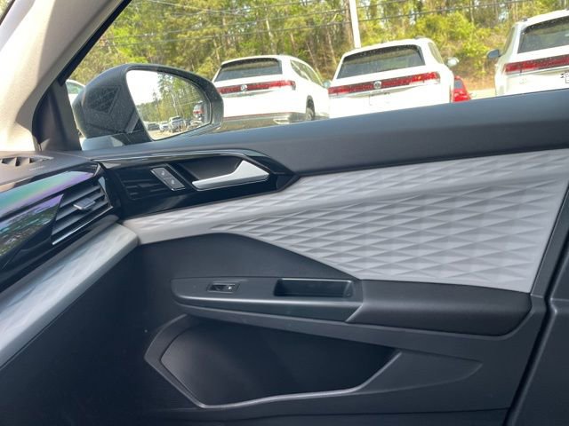 Used 2023 Volkswagen Taos S image 29