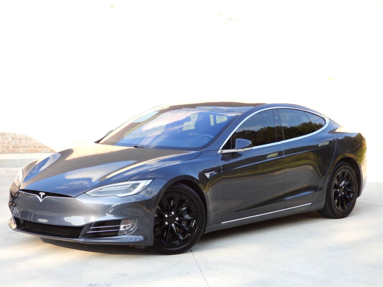 Used 2017 Tesla Model S 75D AWD/4WD image 8