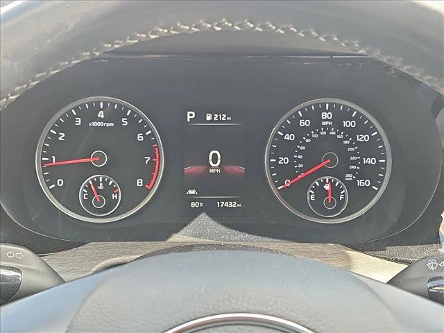 Used 2023 Kia K5 EX image 10