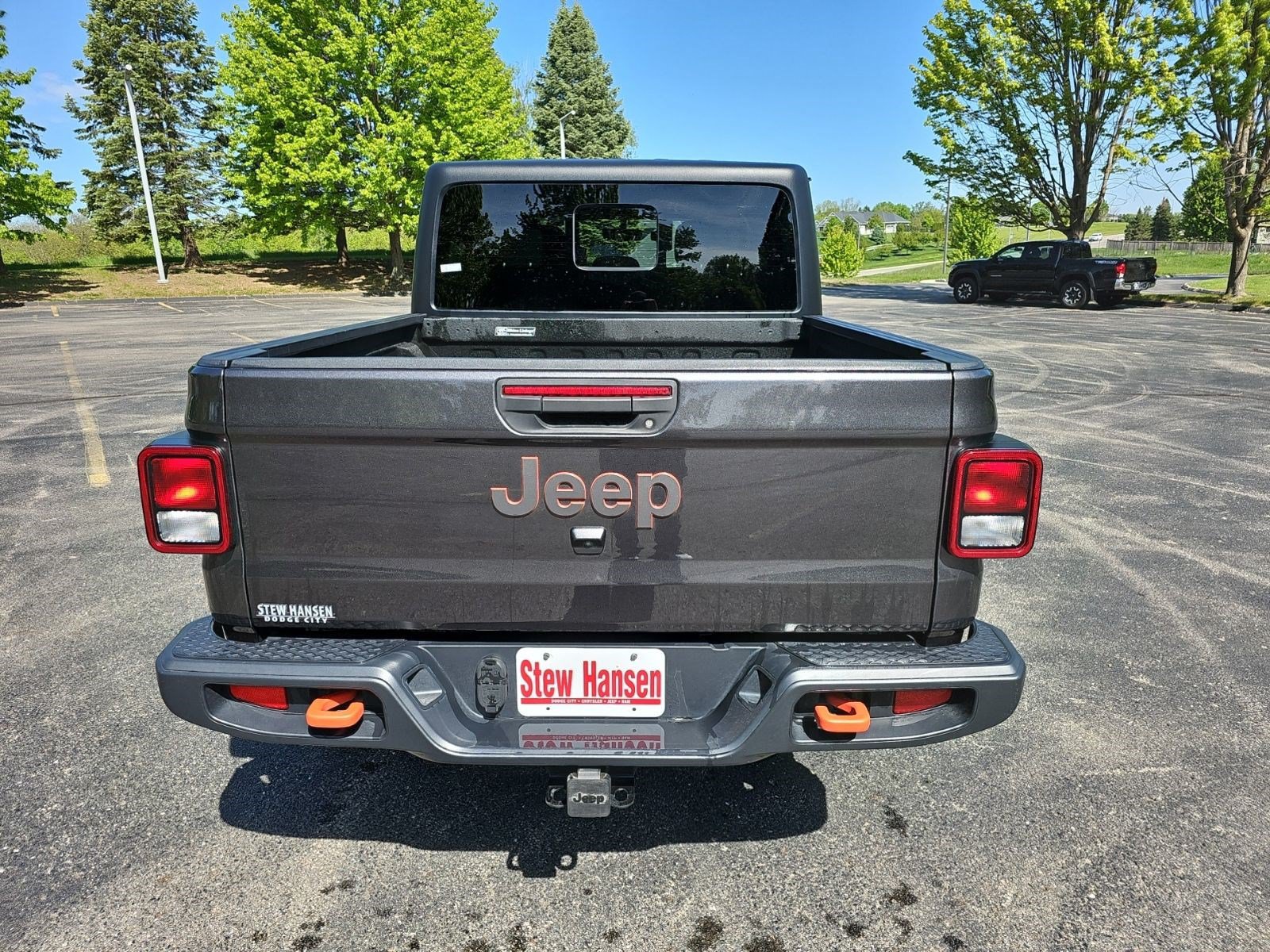 Used 2022 Jeep Gladiator Mojave w/ Cold Weather Group AWD/4WD image 5