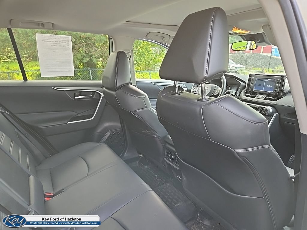 Used 2021 Toyota RAV4 AWD Hybrid image 42