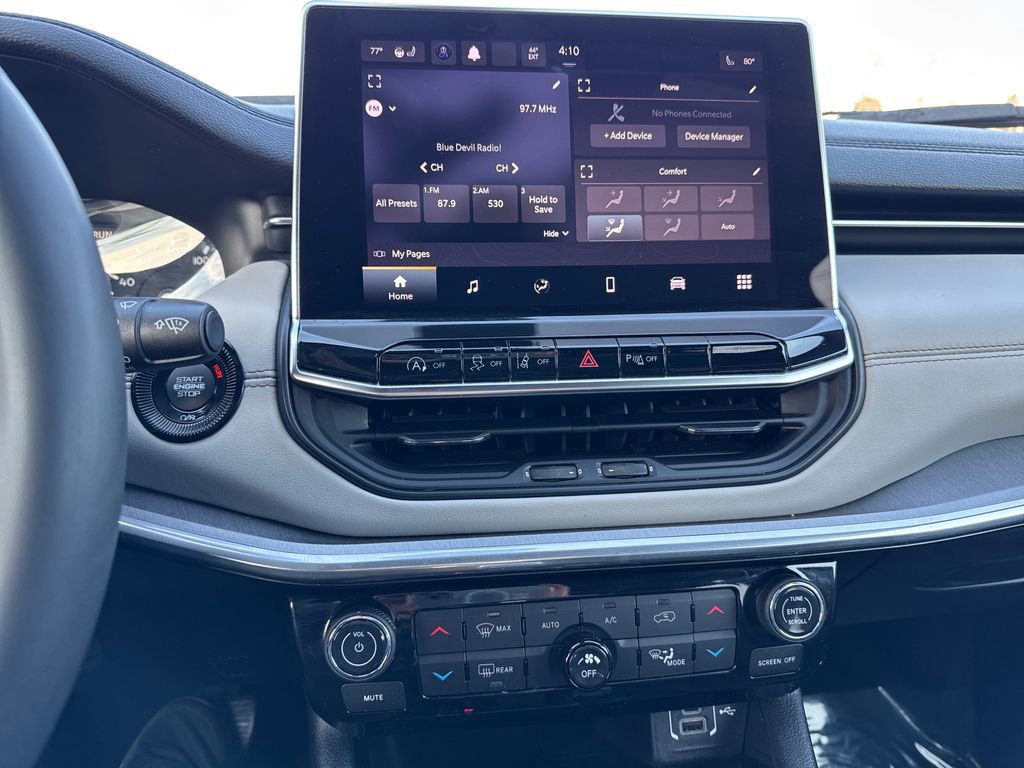 Used 2023 Jeep Compass Limited image 22