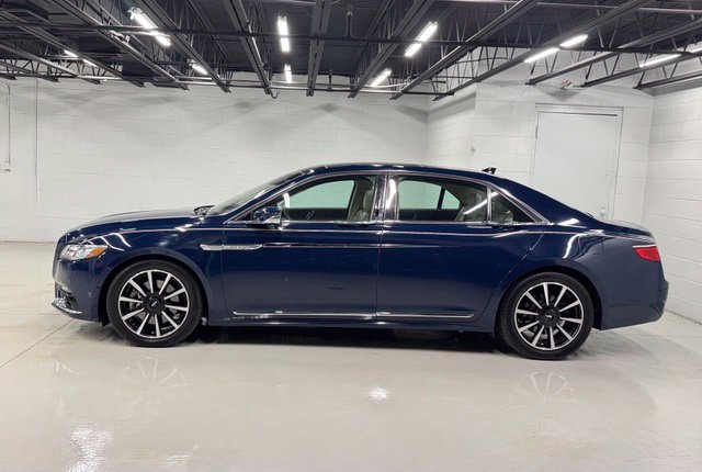 Used 2020 Lincoln Continental Reserve AWD/4WD image 2