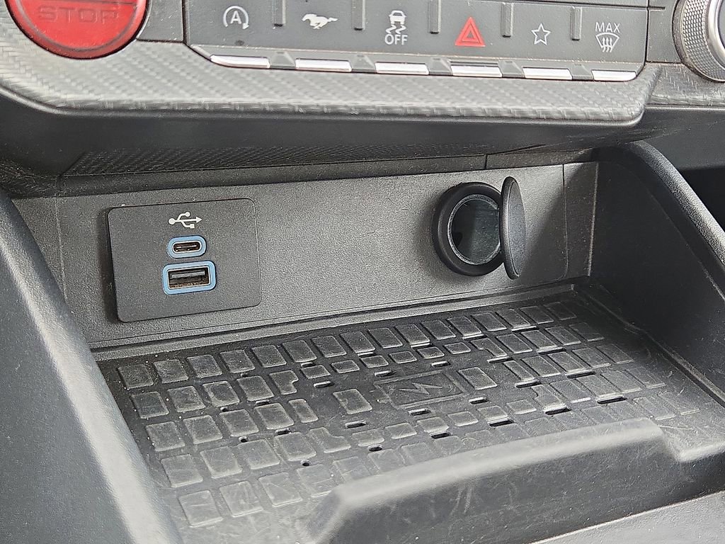 Used 2024 Ford Mustang Premium image 26