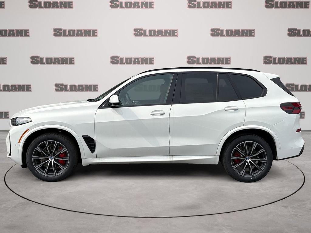 New 2026 BMW X5 xDrive40i w/ M Sport Package AWD/4WD image 2