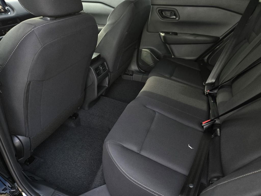 New 2026 Nissan Rogue S image 11