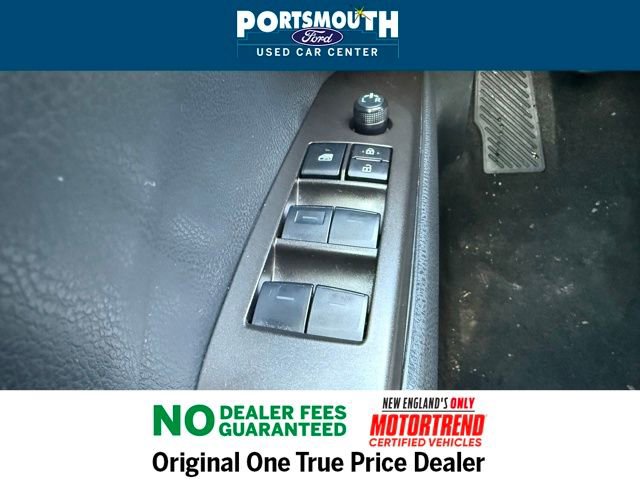 Used 2024 Toyota Camry SE w/ Cold Weather Package image 19