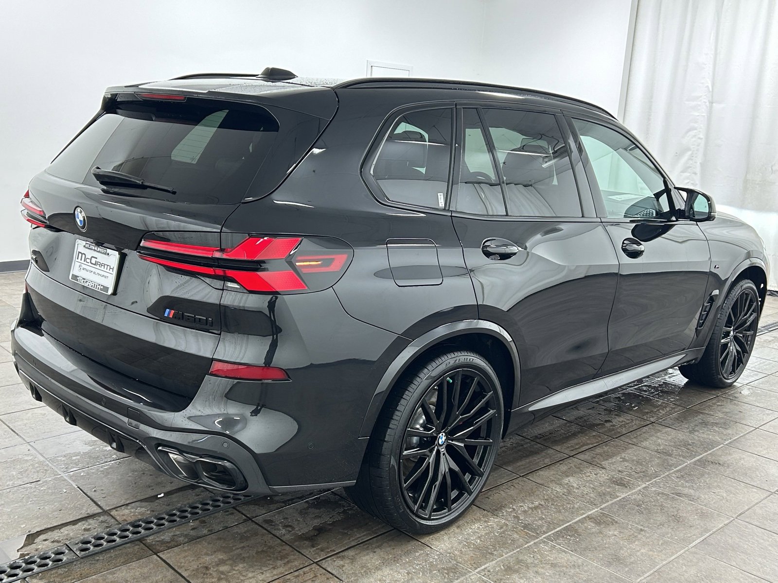 Used 2025 BMW X5 M60i image 5