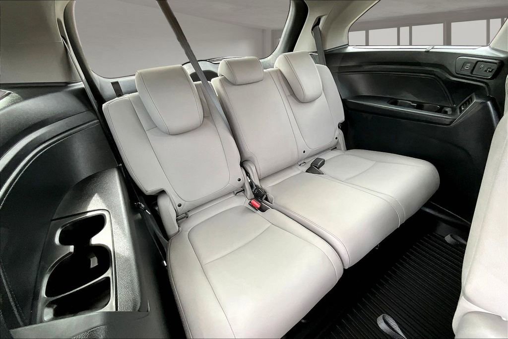 Certified 2024 Honda Odyssey Touring image 26