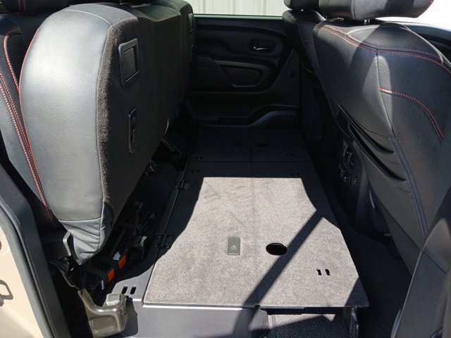 Used 2021 Nissan Titan PRO-4X w/ Pro-4x Convenience Package AWD/4WD image 28