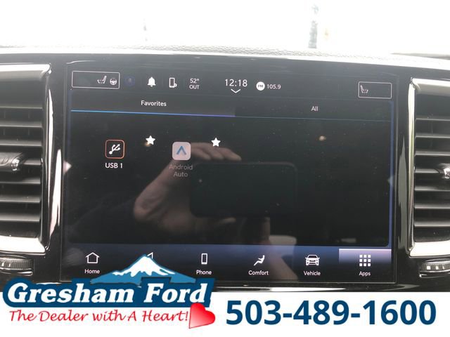 Used 2023 Chrysler Pacifica Touring-L FWD image 24