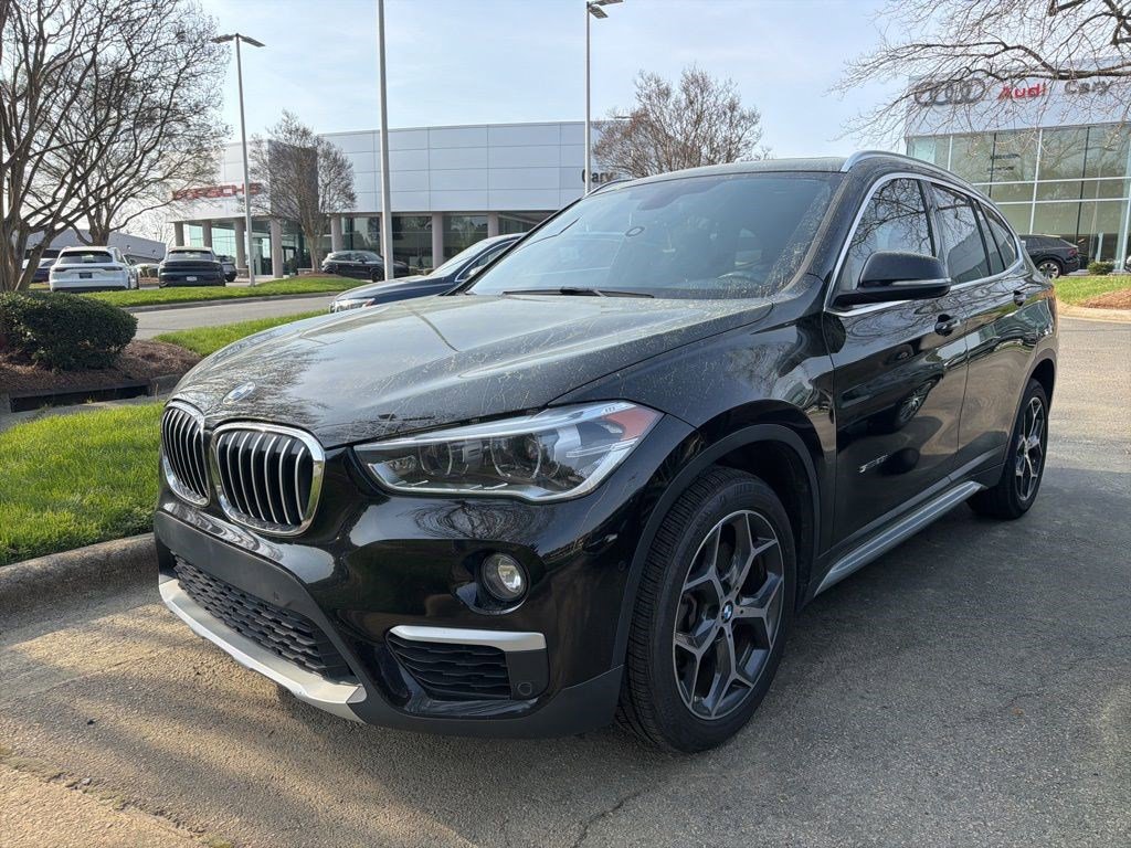Used 2017 BMW X1 sDrive28i FWD image 1