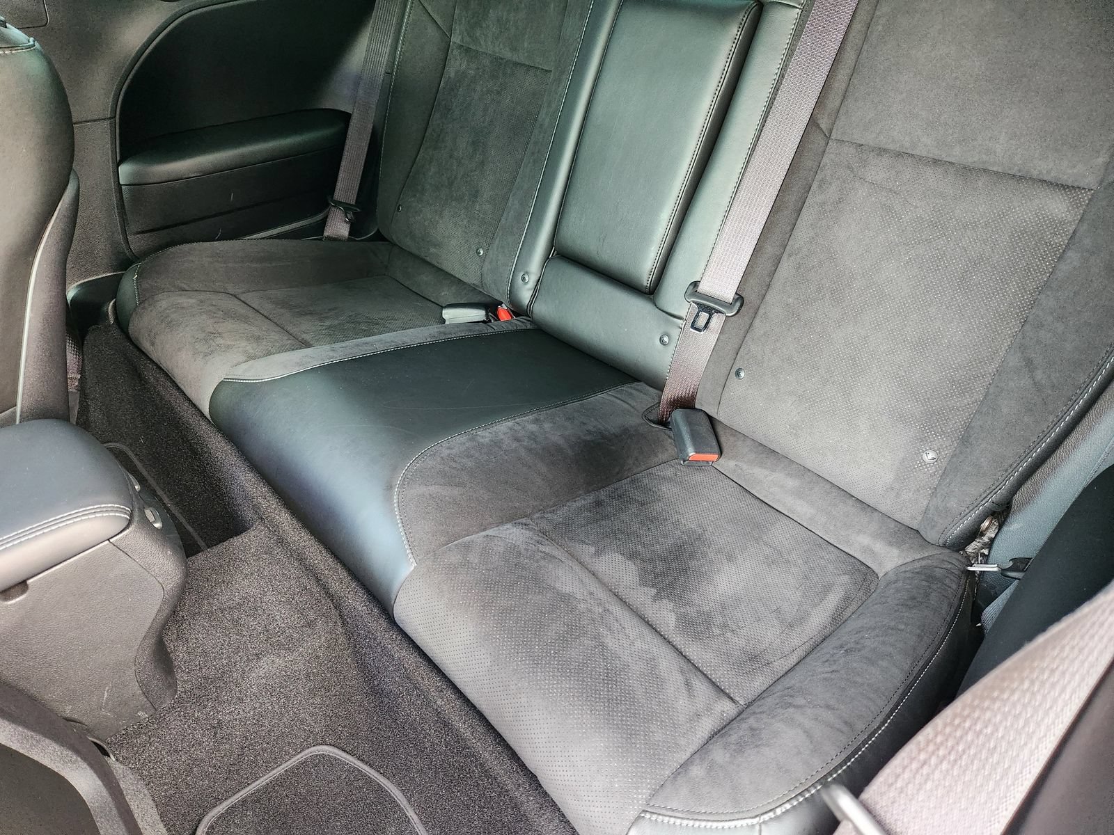 Used 2021 Dodge Challenger R/T Scat Pack RWD image 33