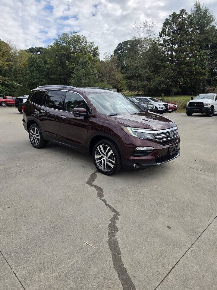 Used 2017 Honda Pilot Touring image 8