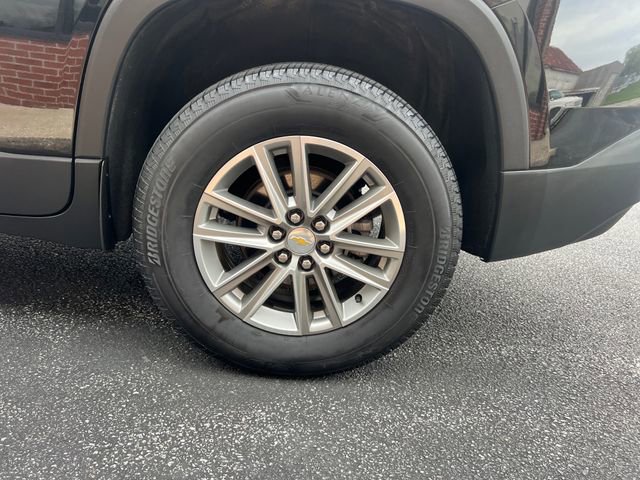 Used 2023 Chevrolet Traverse LT image 26