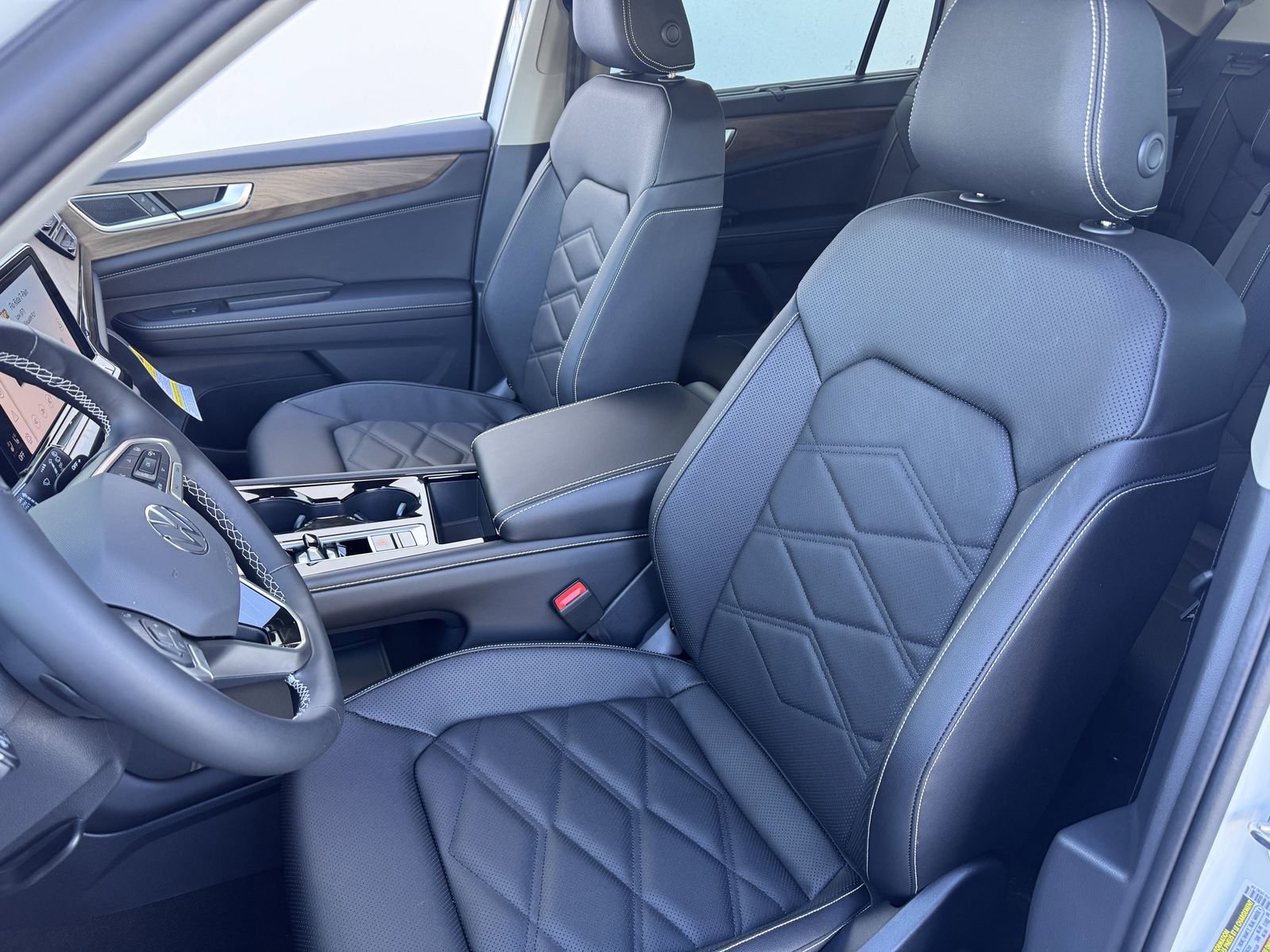 New 2026 Volkswagen Atlas SE image 22