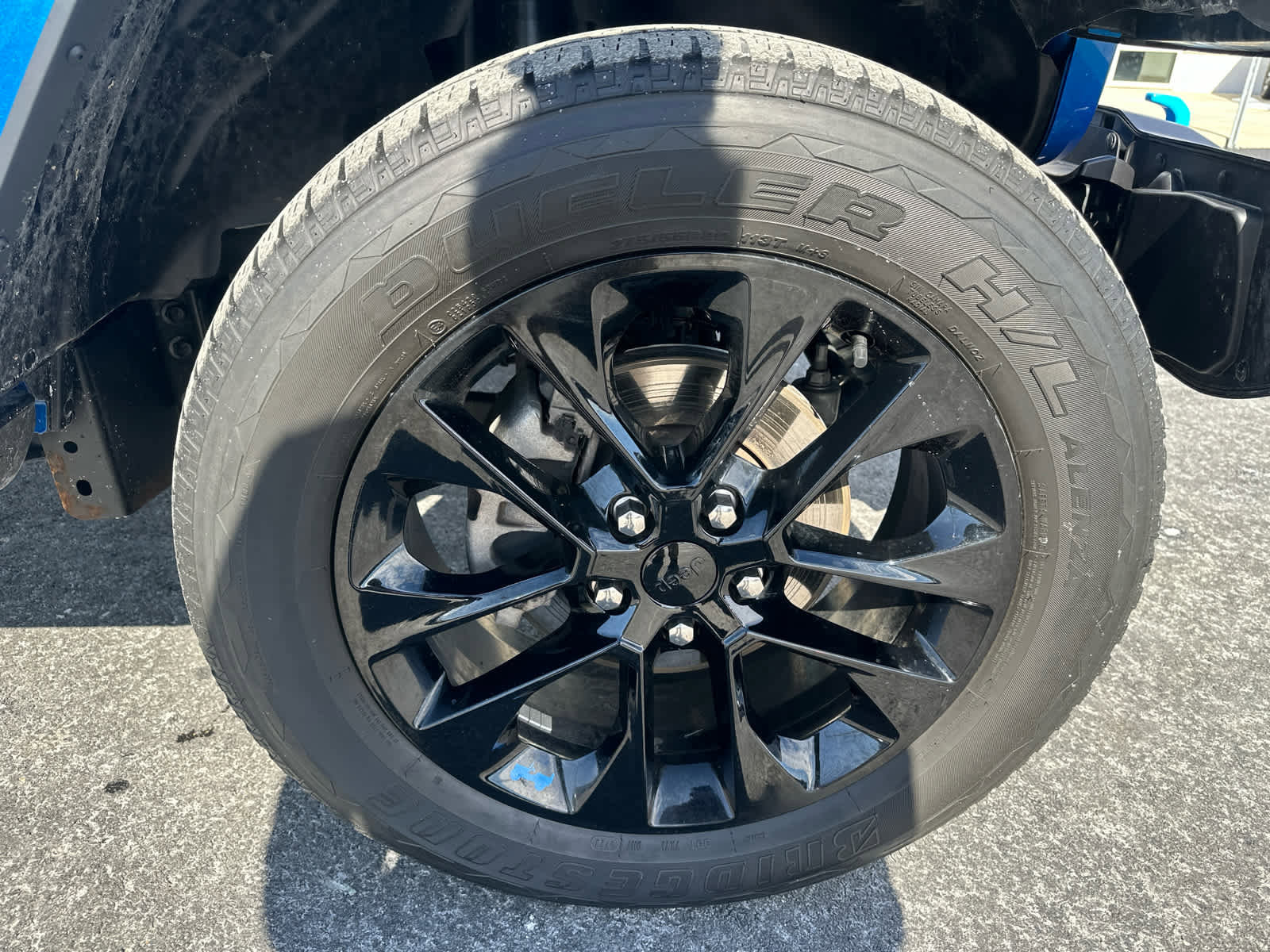 Used 2023 Jeep Wrangler Sahara w/ Cold Weather Group image 10