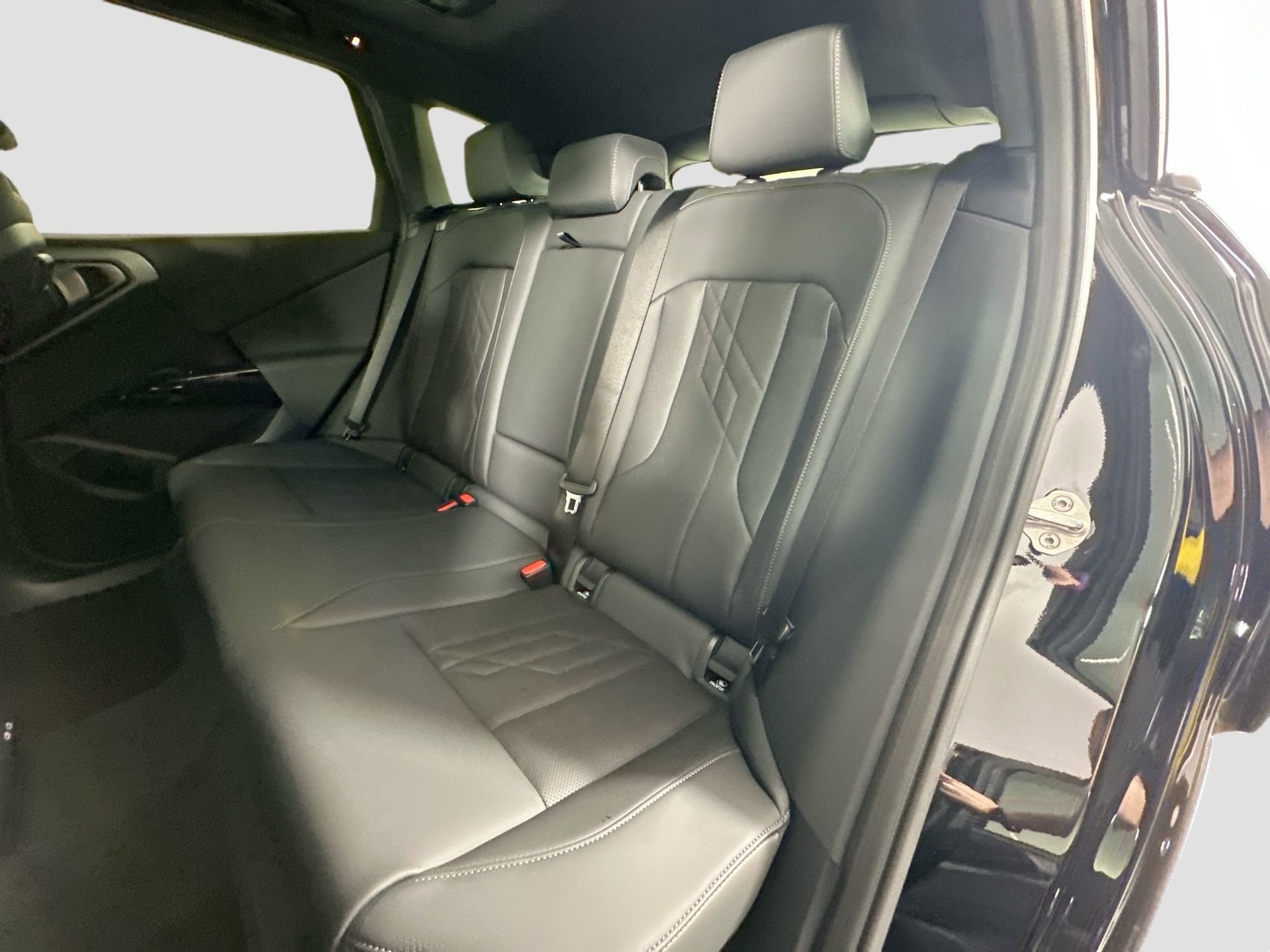 New 2026 BMW X3 xDrive30 w/ Premium Package image 24