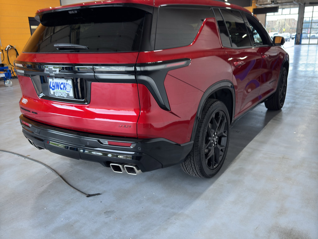 Used 2024 Chevrolet Traverse RS AWD/4WD image 5