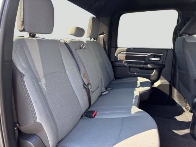 Used 2024 RAM 2500 Big Horn AWD/4WD image 35
