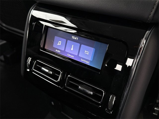 New 2026 Lincoln Aviator AWD image 10