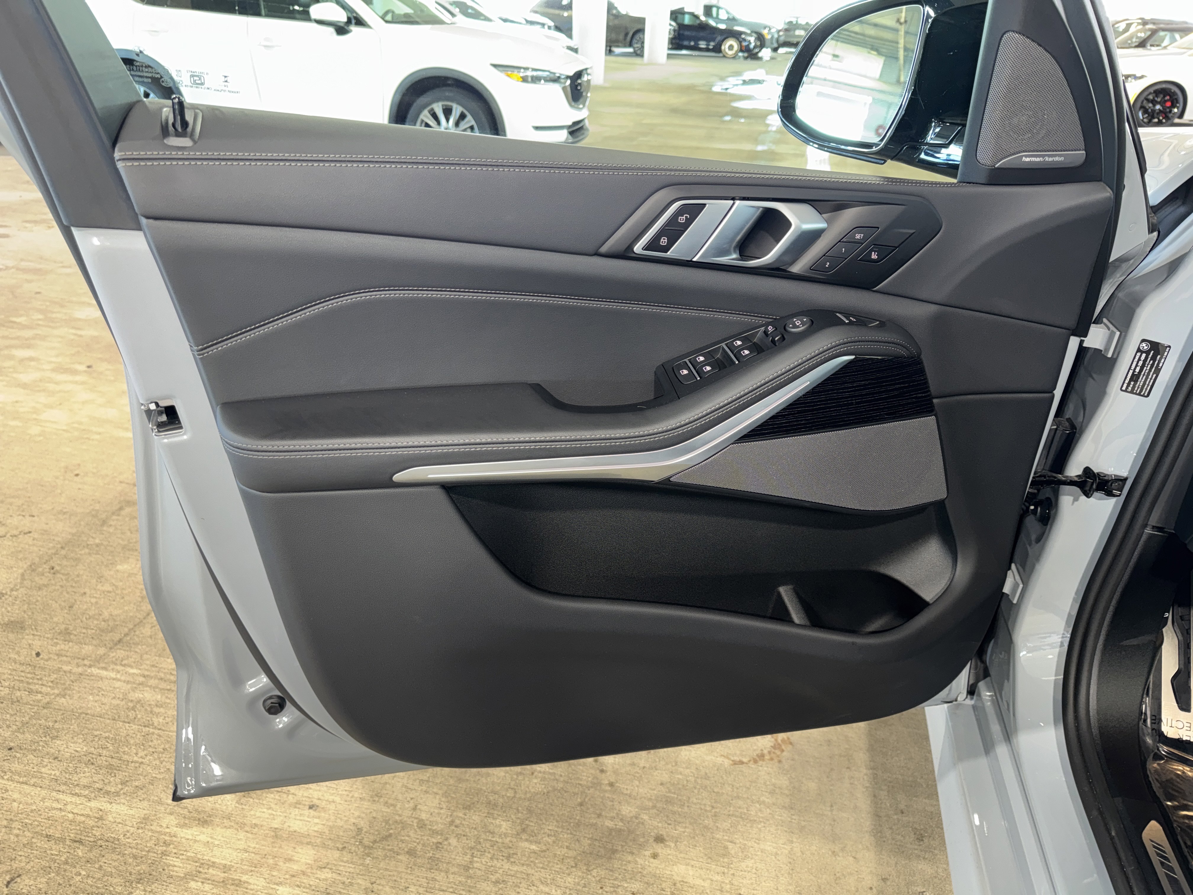 Certified 2025 BMW X5 M60i image 17