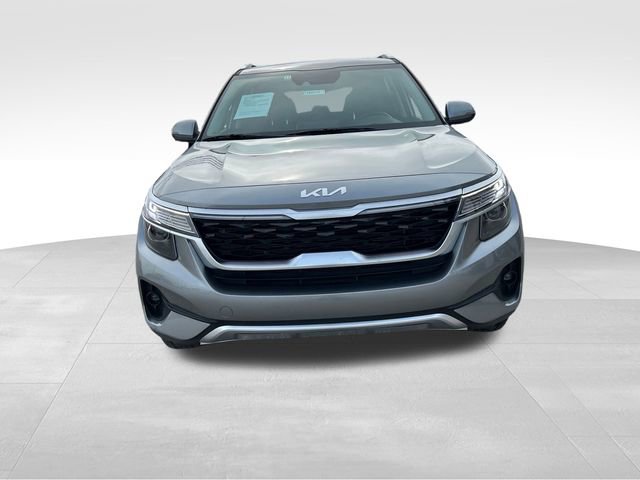 Used 2023 Kia Seltos S w/ Navigation Package image 8