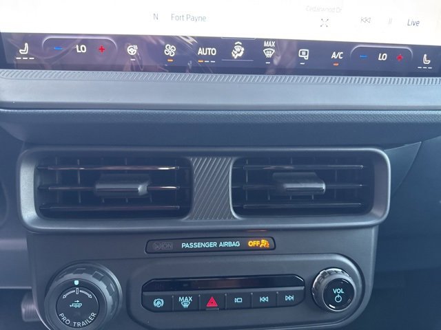 New 2025 Ford Maverick Lariat w/ Black Appearance Package image 23