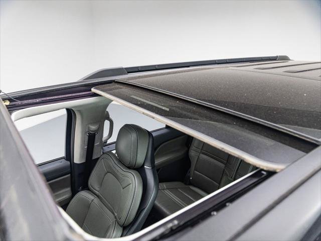 New 2023 Lincoln Navigator L Black Label AWD/4WD image 14