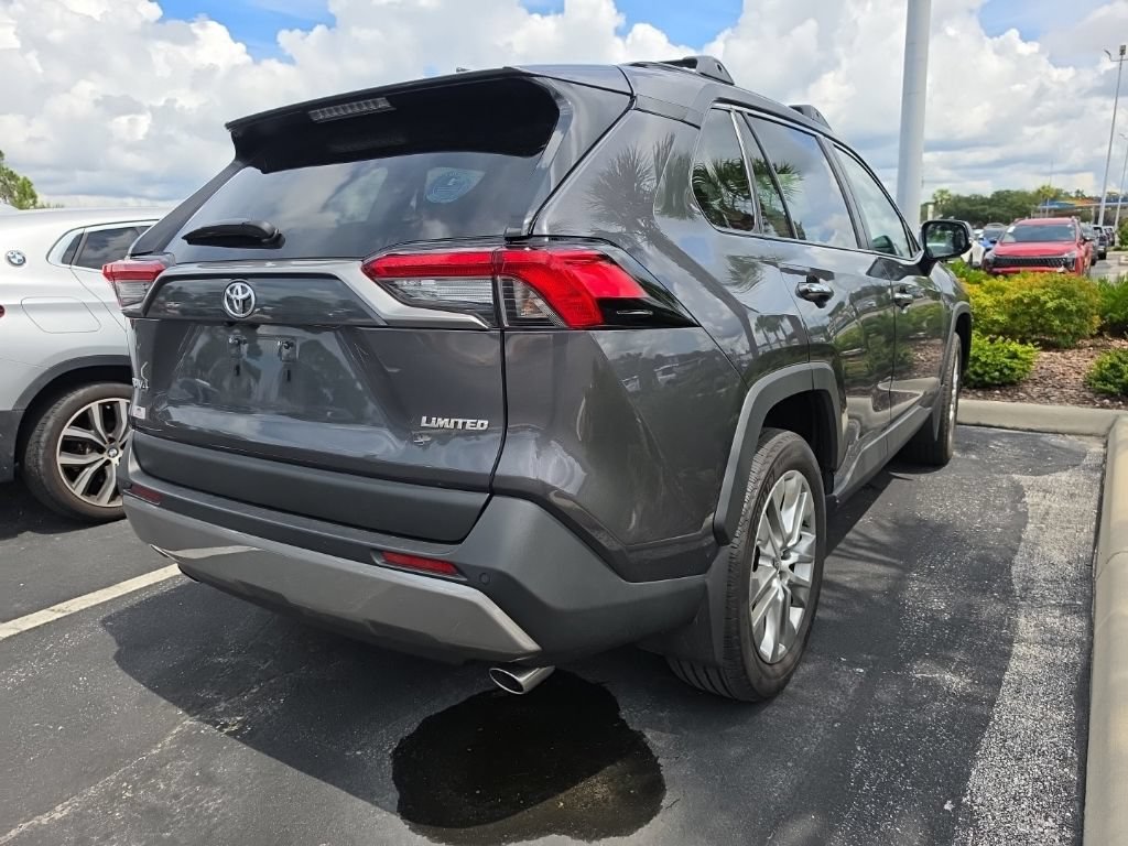 Used 2025 Toyota RAV4 Limited FWD image 16