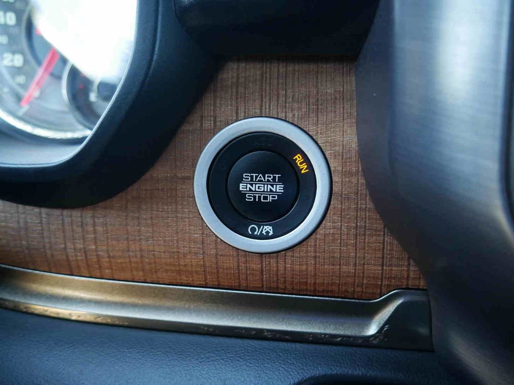 Used 2022 RAM 1500 Limited w/ Body-Colour Bumper Group image 46