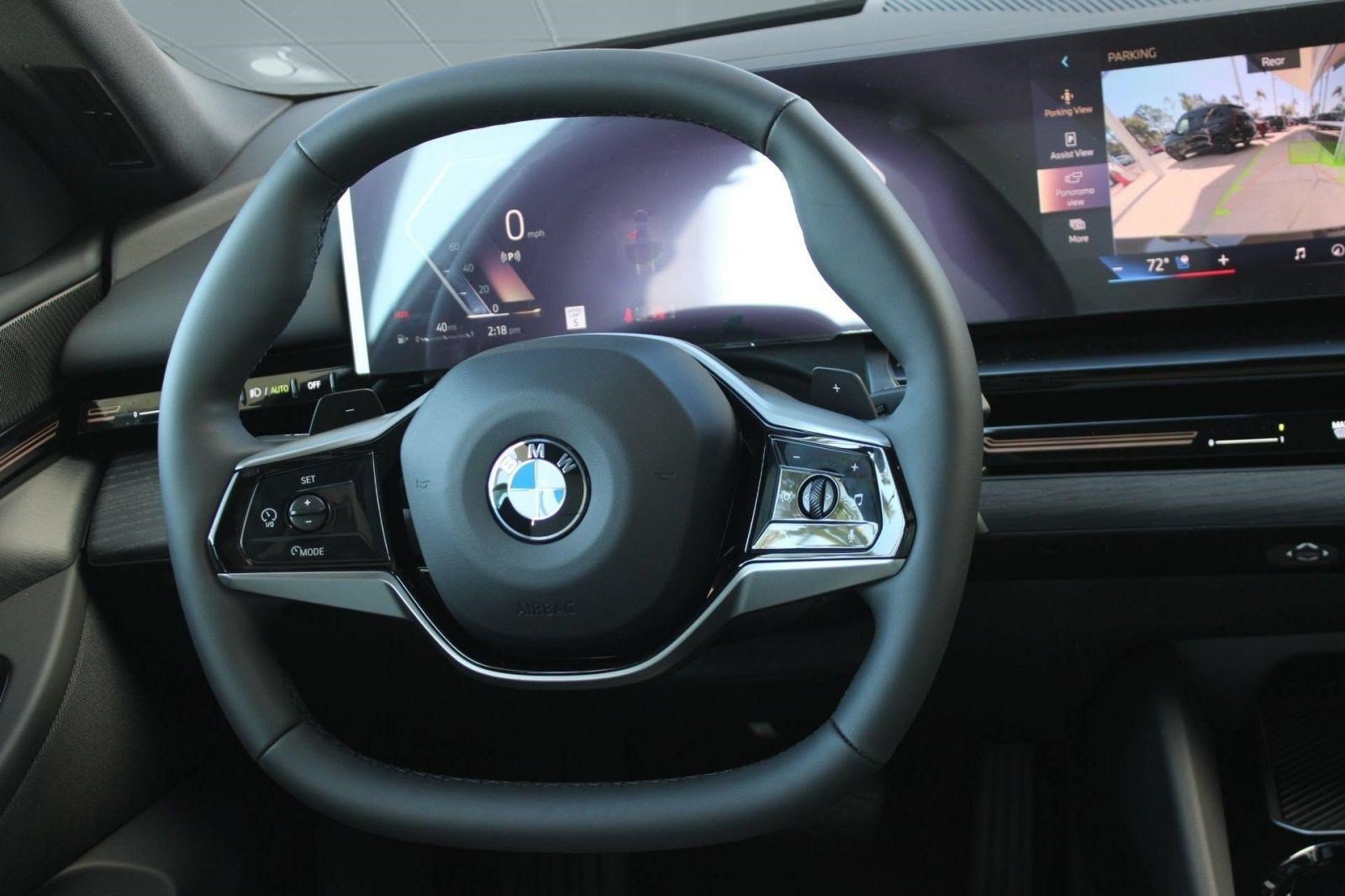Used 2026 BMW 530i w/ Premium Package RWD image 11