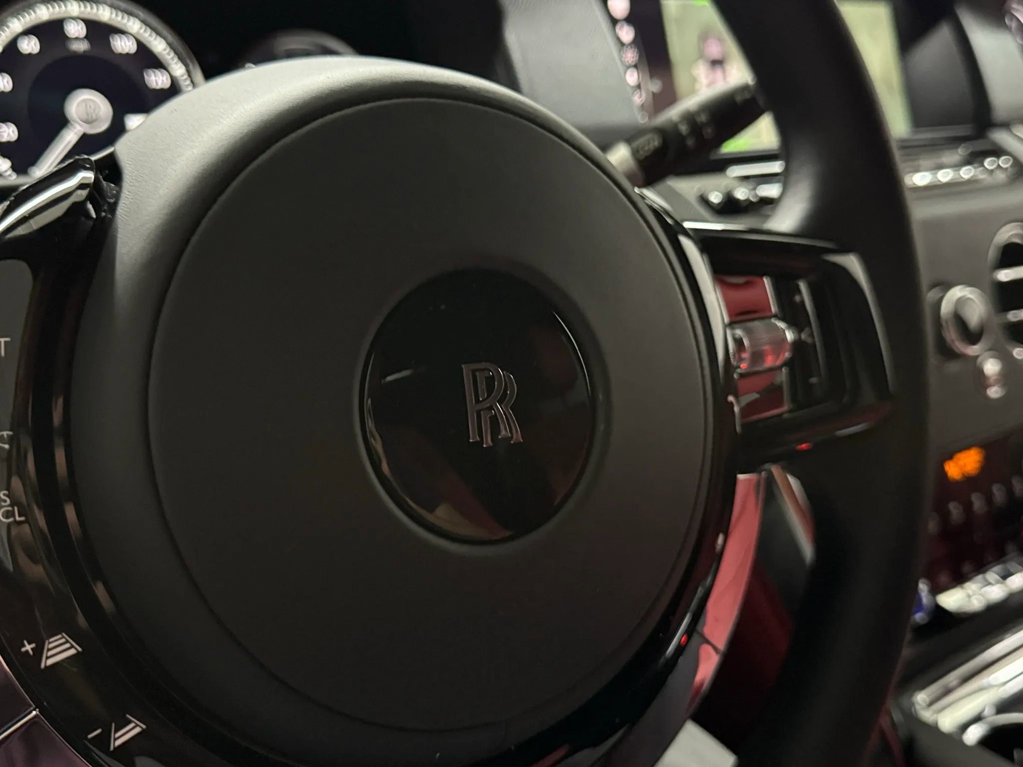 Used 2024 Rolls-Royce Cullinan image 26