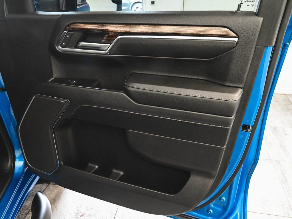 Used 2024 GMC Sierra 1500 Elevation image 10