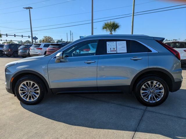 Used 2024 Cadillac XT4 Premium Luxury FWD image 7