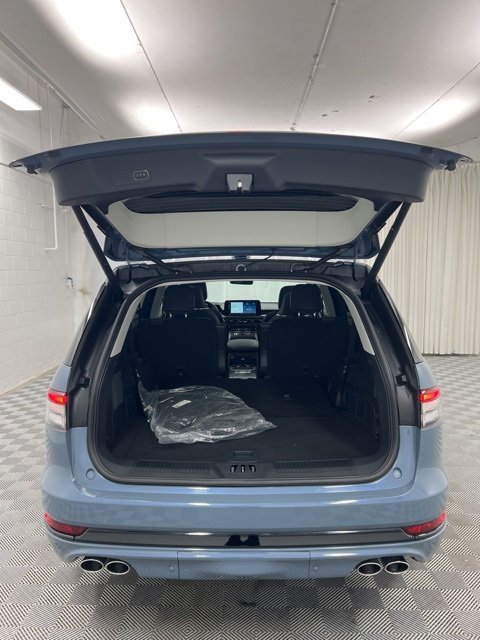 New 2025 Lincoln Aviator Reserve w/ Equipment Group 201A image 18