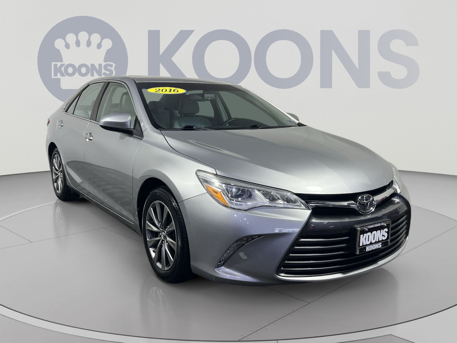 Used 2016 Toyota Camry XLE FWD image 7