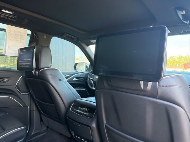 Used 2021 Cadillac Escalade Premium Luxury w/ Driver Assist Tech Package AWD/4WD image 16