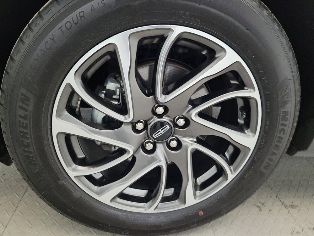 Used 2020 Lincoln Corsair AWD w/ Equipment Group 101A image 31