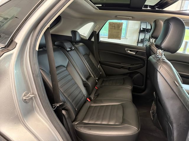 Used 2021 Ford Edge SEL w/ Convenience Package image 30