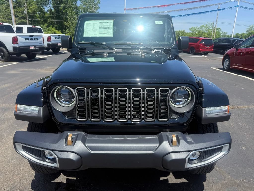 New 2026 Jeep Gladiator Sport AWD/4WD image 9