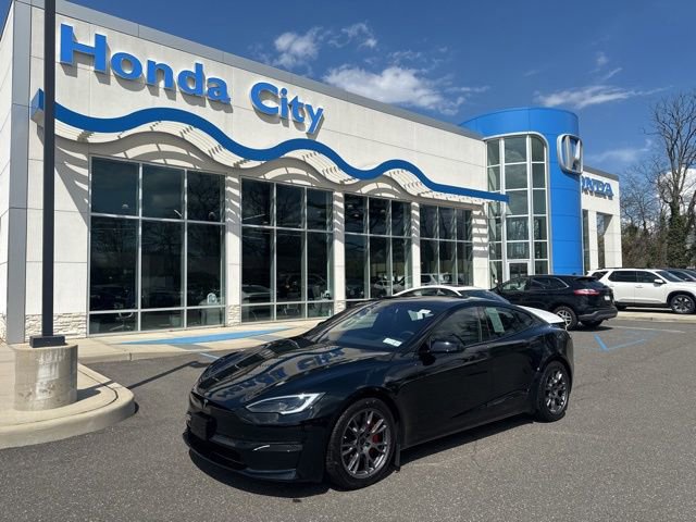 Used 2024 Tesla Model S Plaid AWD/4WD image 2