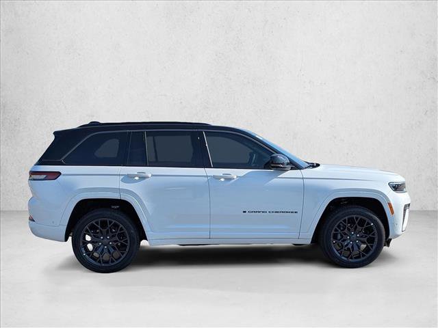 New 2026 Jeep Grand Cherokee Summit w/ Obsidian Package AWD/4WD image 4