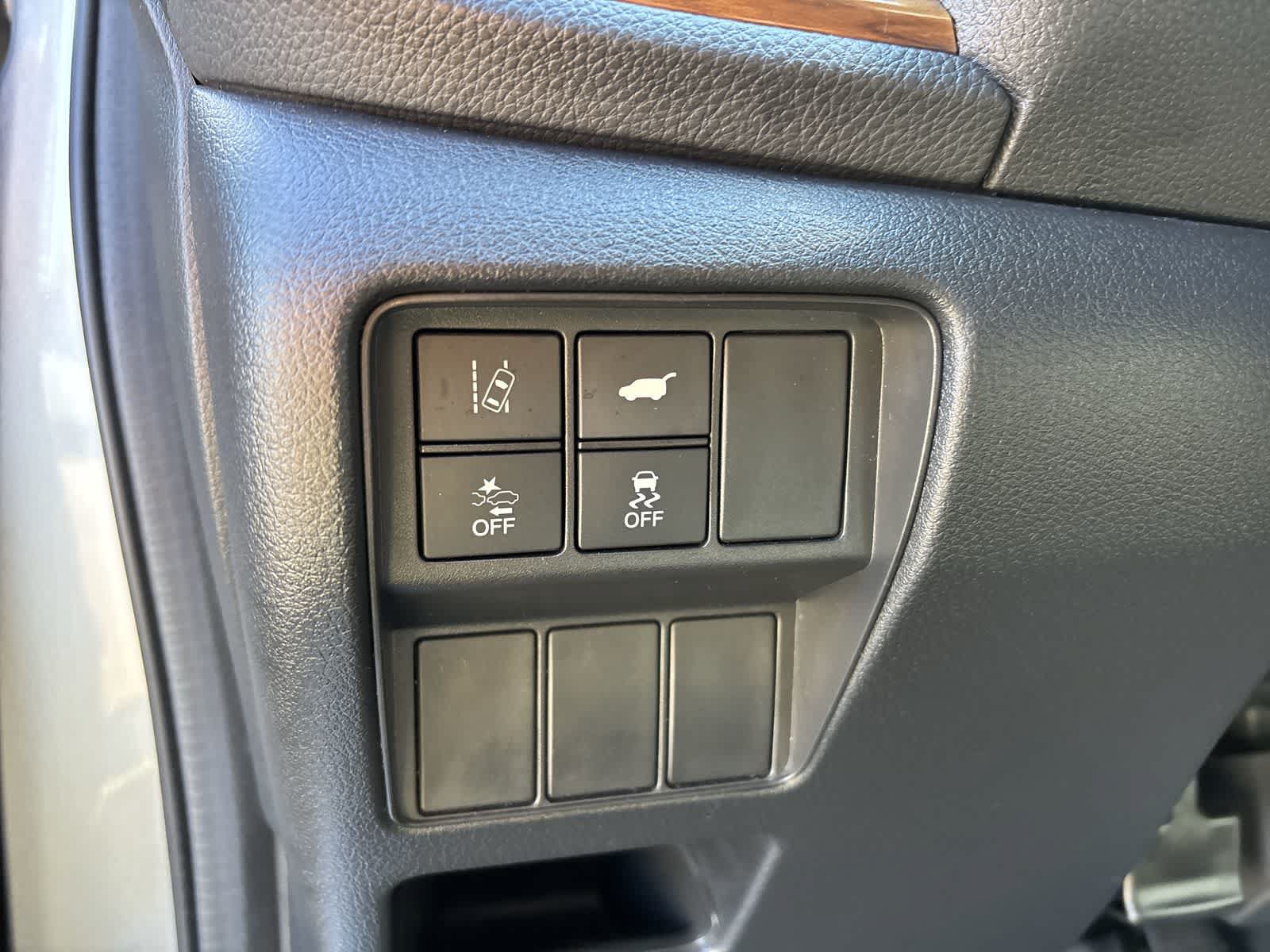 Used 2020 Honda CR-V Touring image 10