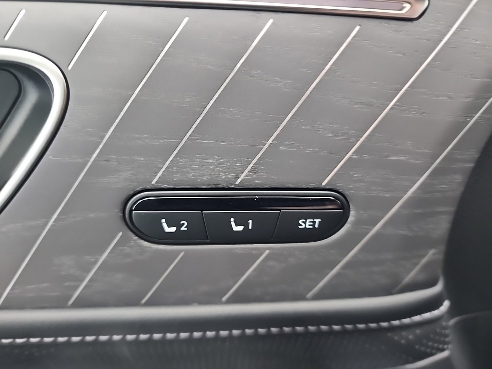 New 2026 INFINITI QX80 Autograph w/ Autograph Exterior Package image 40