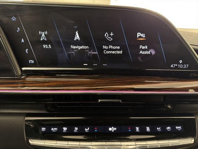 Used 2021 Cadillac Escalade Luxury image 25