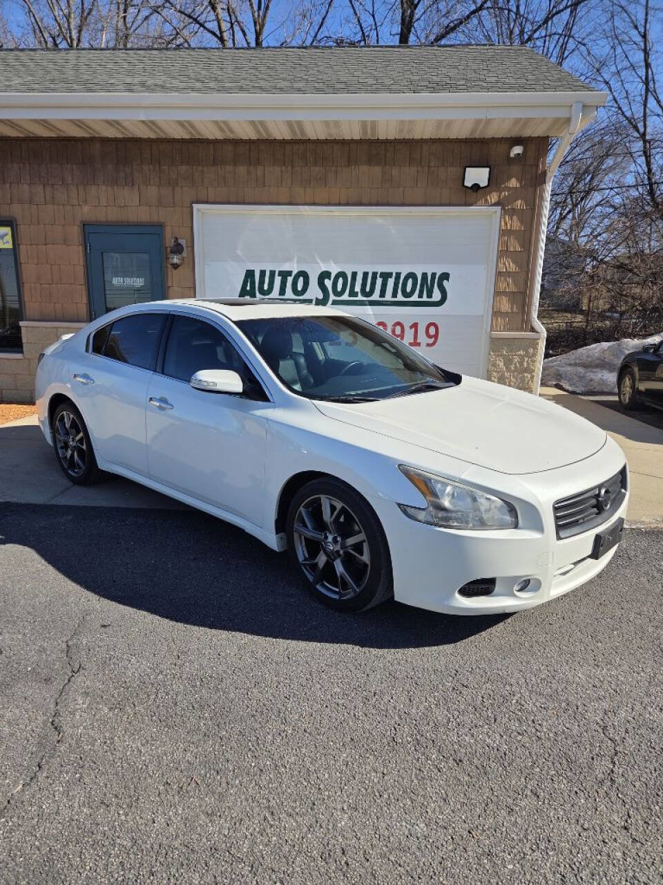 Used 2014 Nissan Maxima 3.5 SV w/ Sport Package image 1