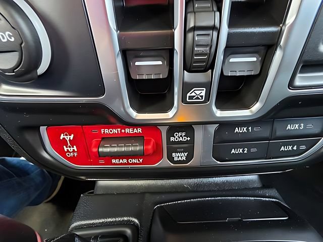Used 2025 Jeep Wrangler Unlimited Rubicon AWD/4WD image 21