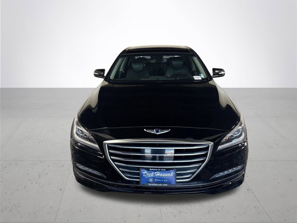 Used 2015 Hyundai Genesis 3.8 image 3