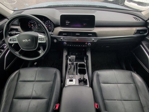 Used 2022 Kia Telluride EX FWD image 16
